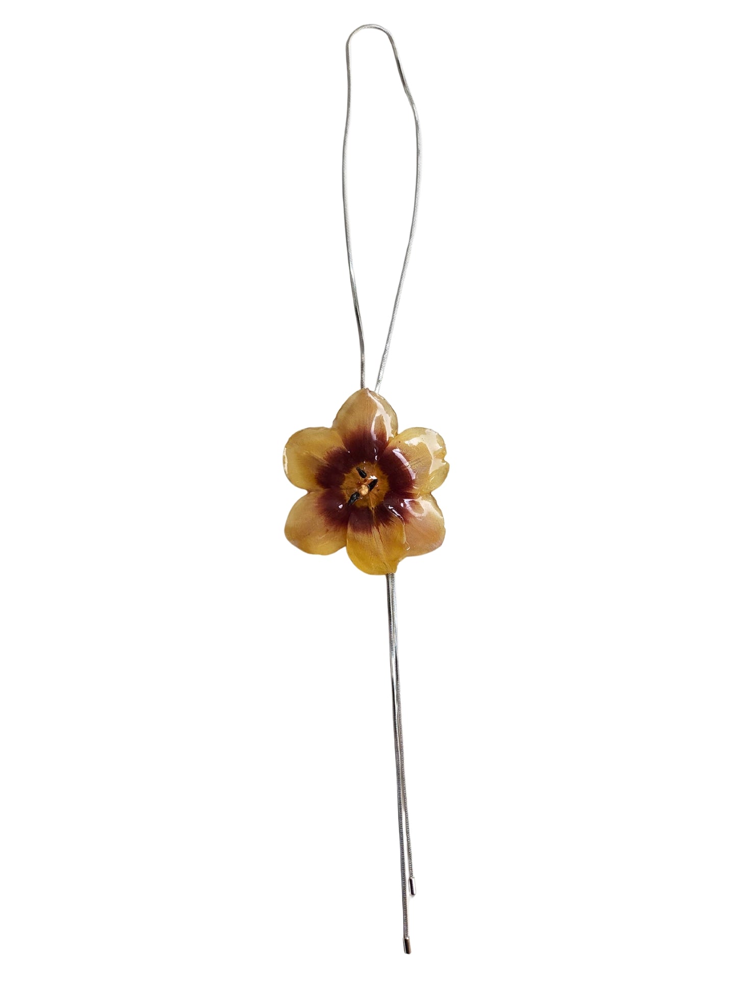 Floral Pendant Necklace – Golden Bloom